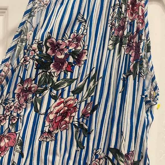 Bebop Printed Sleeveless Halter Romper Size XS - Picture 3 of 4